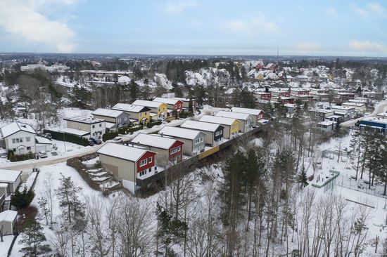 Radhus, Förgyllarvägen 16, Utsälje/Segeltorp, Huddinge