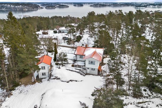 Villa, Dyviksvägen 10, Brevik, Tyresö