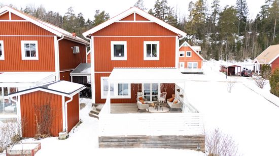 Villa, Radhus, Åvägen 44, Lidatorp, Nynäshamn