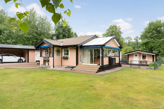 Villa, Blåbärsbacken 11, Skäralid, Klippan