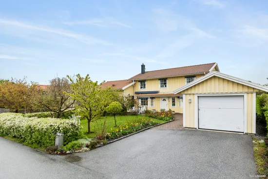 Radhus, Gribbylundsvägen 112A, Gribbylund, Täby