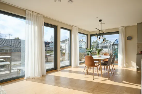 Radhus, Kvittenvägen 3, Vistaberg, Huddinge