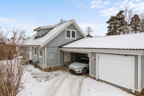 Villa, Gripsvallsvägen 23A, Ella Park, Täby