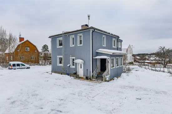 Villa, Hantverkarvägen 1A + 1B, Fredriksberg, Ludvika