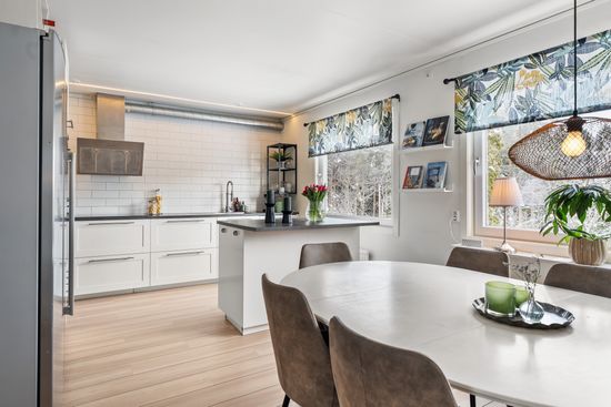 Radhus, Fäbodvägen 26, Klockarberget, Sundsvall