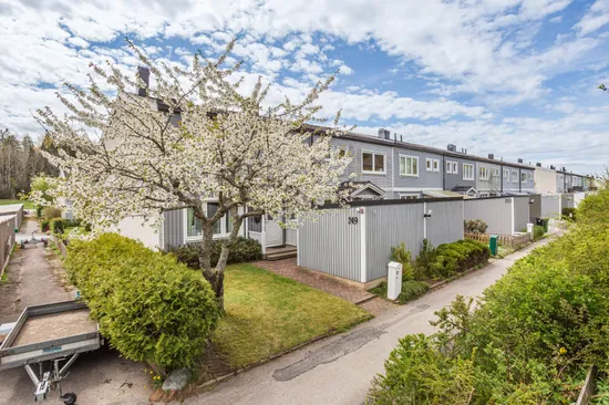 Villa, Radhus, Andebodavägen 249, Viksjö, Järfälla