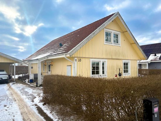 Villa, Lejondalsvägen 10, Rosenägnarna, Upplands-Bro