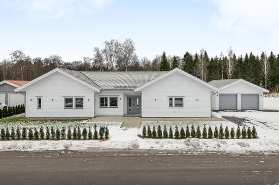 Villa, Mästerbovägen 23, Södra Freberga, Motala