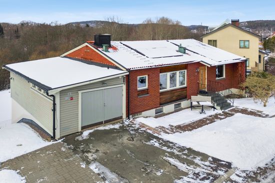 Villa, Carlsteins väg 19, Sävedalen, Partille