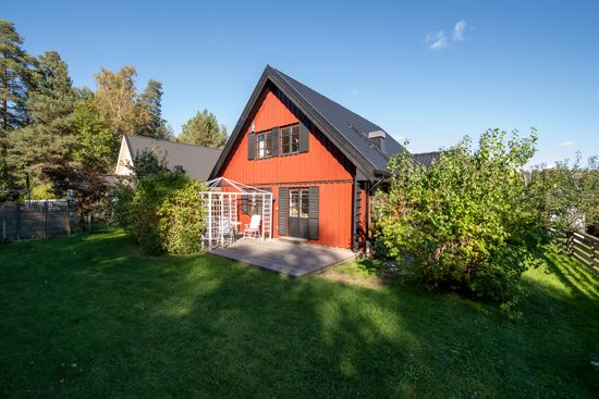 Villa, Vidars väg 12, Irsta, Västerås