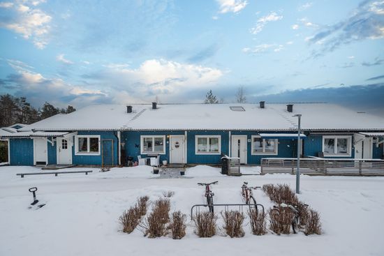 Villa, Radhus, Odlingsvägen 138, Bällsta, Vallentuna