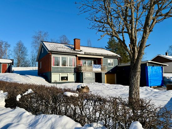 Villa, Berggårdsvägen 28, Torsby Centrum, Torsby