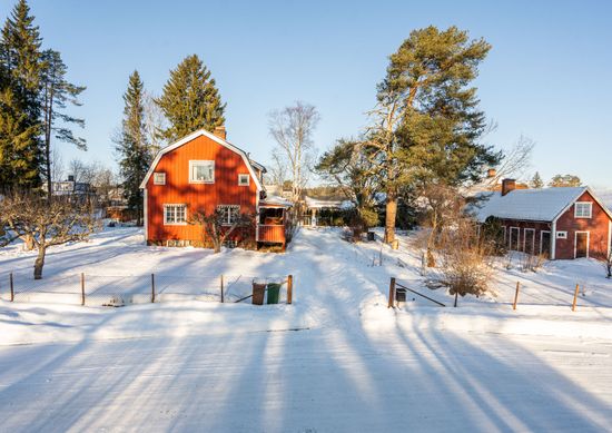 Villa, Målargatan 6A och 6B, Sandviken