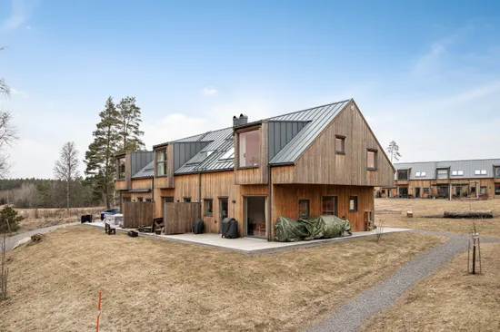 Radhus, Juvansbo 48 C, Björklinge, Uppsala