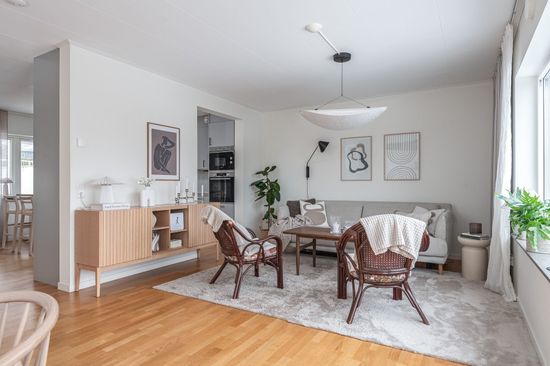 Radhus, Stensötavägen 43 C, Svärtinge Skogsbacke, Norrköping