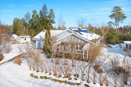 Villa, Nunnavägen 6, Skokloster/Slottsskogen, Håbo