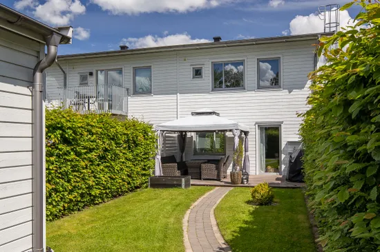 Bostadsrätt, Radhus, Hägnadsgatan 17A, Trädgårdsstaden, Skövde