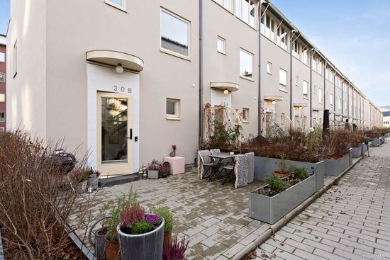 Bostadsrätt, Radhus, Wilhelm Kåges gata 30B, Porslinskvarteret, Värmdö