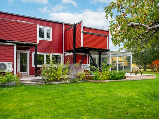 Villa, Radhus, Sundsborgsvägen 39, Odenslunda, Upplands Väsby