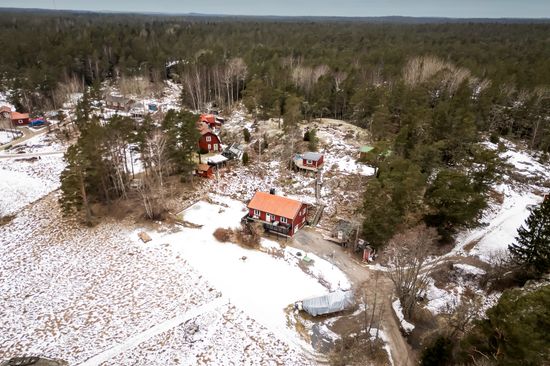 Villa, Vargvik 4, Haninge