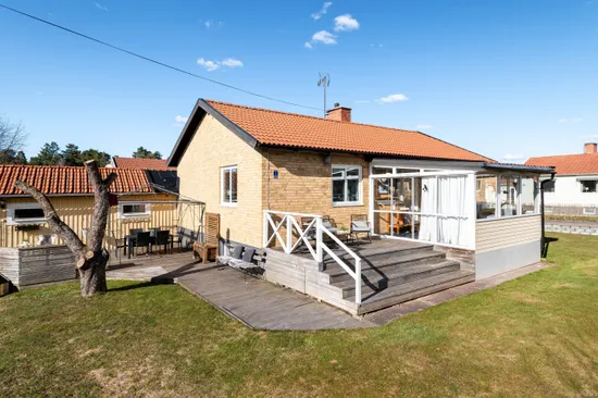 Villa, Poppelgatan 6, Lundby, Mjölby