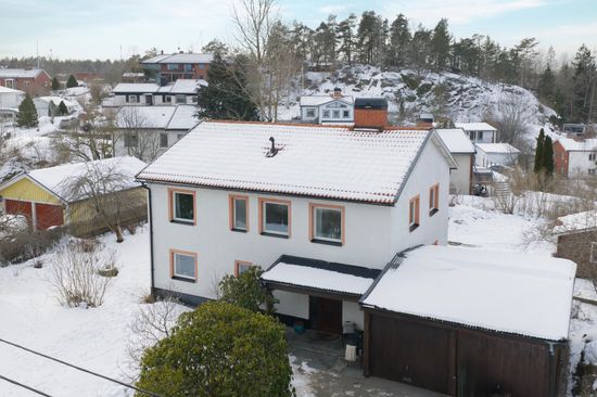 Villa, Orstensvägen 5, Balingsnäs, Huddinge
