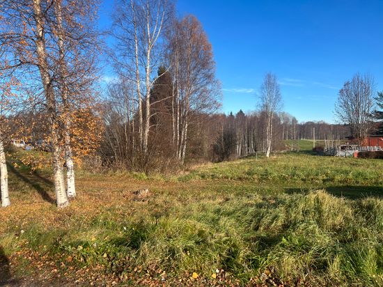 Tomt, Yrjasbacksvägen 9, Vika, Mora