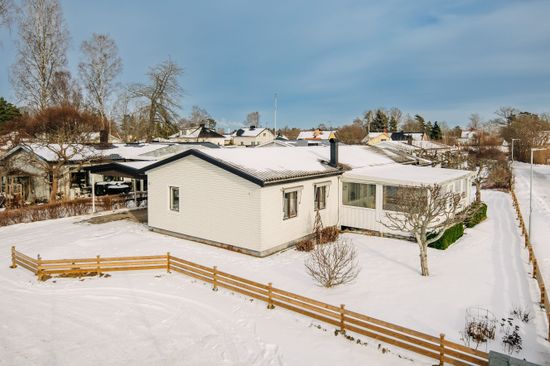 Villa, Trombonvägen 9, Radbyn, Mariestad