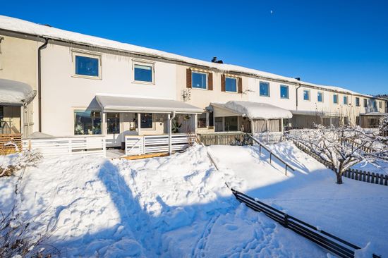 Radhus, Torsvägen 27, Granlo, Sundsvall