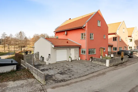 Radhus, Södra Strandvägen 5E, Centralt, Mjölby