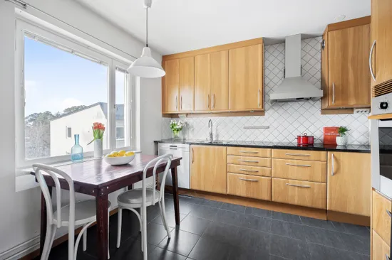 Bostadsrätt, Aprikosgatan 33, 2tr, Hässelby Strand, Stockholm