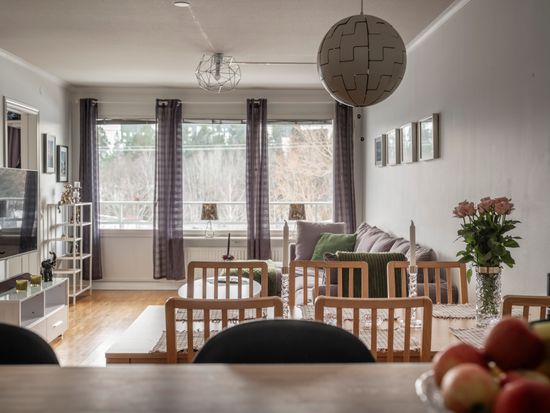 Bostadsrätt, Lomvägen 607, Kärrdal, Sollentuna