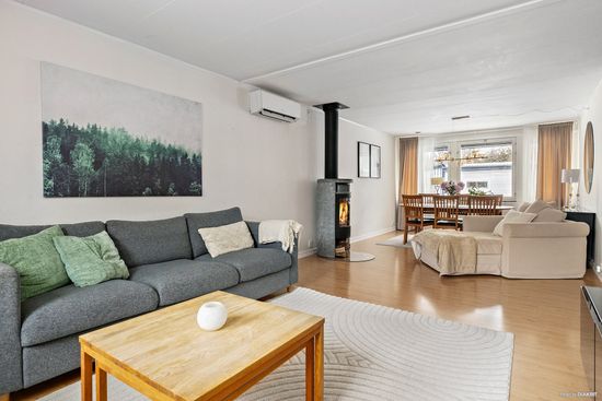Radhus, Stinsvägen 45, Hovsta, Örebro