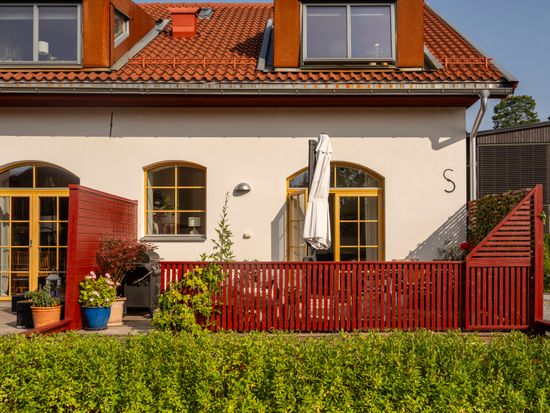 Bostadsrätt, Radhus, Rådans gårdsväg 75, Silverdal, Sollentuna