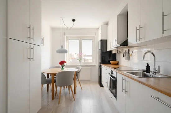 Bostadsrätt, Norrgårdsvägen 1, 1tr, Gamla Bro, Upplands-Bro