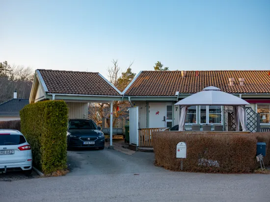 Villa, Radhus, Rosenhillsvägen 7, Bollstanäs, Upplands Väsby
