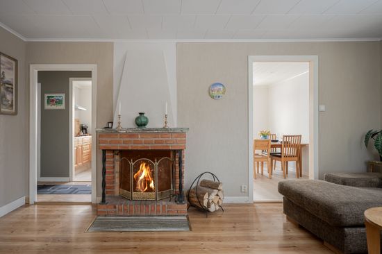 Villa, Landsvägsgatan 11, Sköldinge, Katrineholm