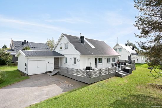 Villa, Åkerbärsstigen 10, Djuptjärn, Kalix