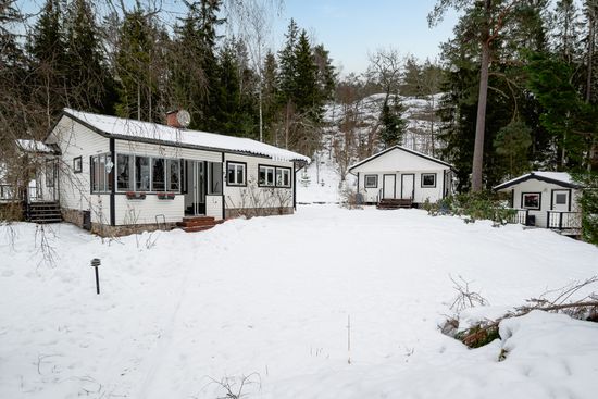 Fritidshus, Bergvägen 12, Lilla Hammarbosäter, Gnesta