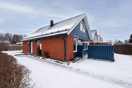Villa, Radhus, Lerstensvägen 32, Lundby, Örebro