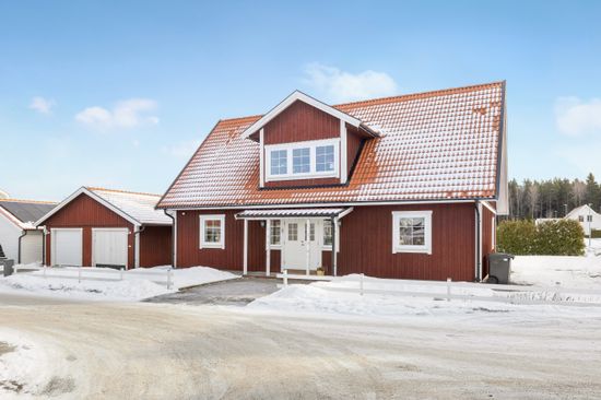 Villa, Prästkragevägen 5, Bålsta Viby Äng, Håbo