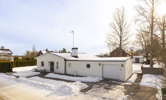 Villa, Danavägen 1, Lindesberg