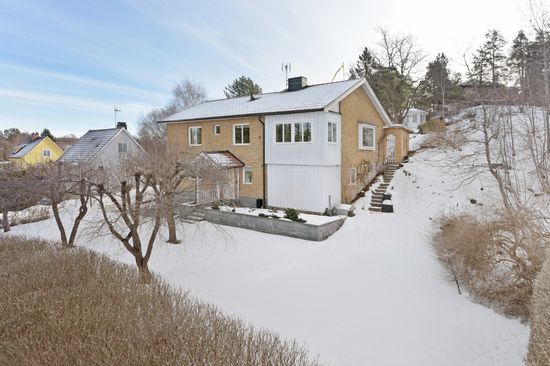 Villa, Skälbyvägen 83, Skälby, Järfälla
