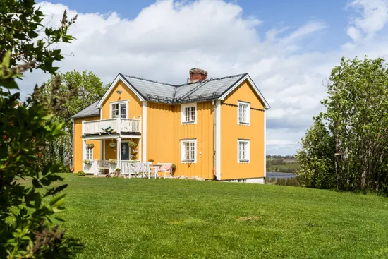 Villa, Hällne 237, Oviken, Berg