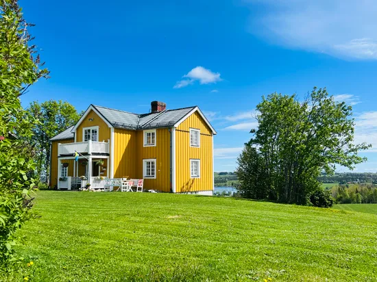 Villa, Hällne 237, Oviken, Berg