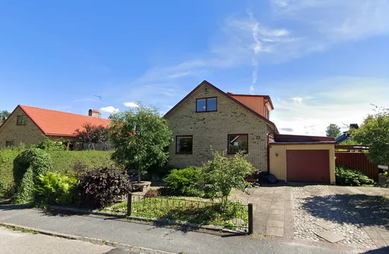 Villa, Betesvägen 22, Nya Hjärsta, Örebro