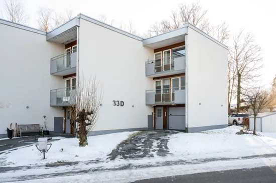 Villa, Radhus, Allmänna vägen 33D, Sjömarken, Borås