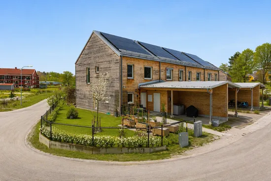 Radhus, Växthusgränd 23, Marieberg, Nyköping