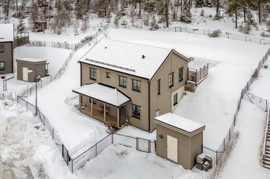 Villa, Duvklinten 14, Margretelund, Österåker