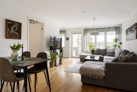 Bostadsrätt, Majrovägen 27, Gubbängen, Stockholm